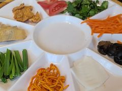 -芸南道·过桥米线(昆明老街旗舰店)