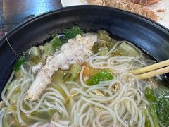 -周记蟹仔粉(侨港风情街店)