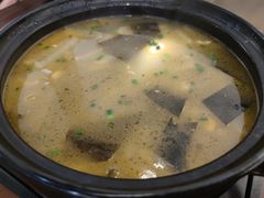 酸萝卜老鸭汤-庆合府重庆大排档(紫都城店)