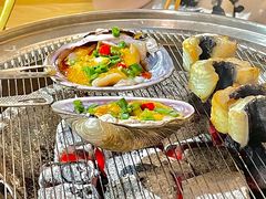 -围炉肉舍•炭烤活鳗•丹东海鲜烤肉(步行街店)