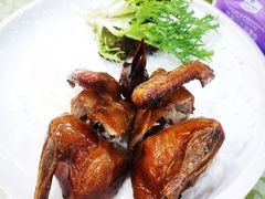 -鹏城人家海鲜酒家·23年老字号(较场尾店)