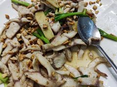 -一品美食城(石碣序伦小学店)