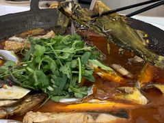 -丹水桥地锅鱼·翘嘴鲌·地方特色全鱼宴(丹江口大坝店)