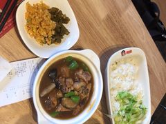 -南城香·饭香串香馄饨香(青年路店)