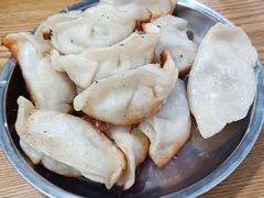 -黄阿姨锅贴大王(万航渡路店)