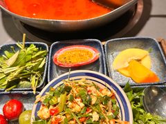 -楠小云·云南鲜牛野生菌自助火锅(九眼桥店)