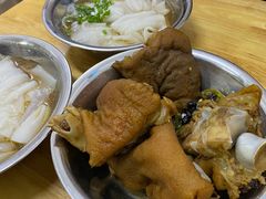 -电厂猪脚粉快餐店