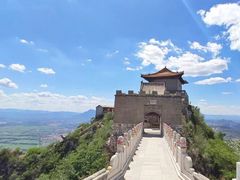 -鸡鸣山旅游风景区