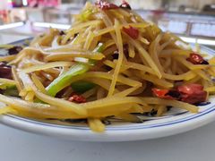 -天天向上素食餐厅(五台山店)