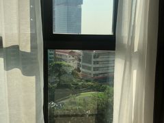 -席娜卡琳火车铁道夜市