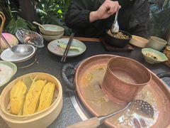 -菌自由丨野生菌火锅特色庭院餐厅(丽江古城店)