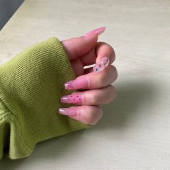-禾壹净·尤美子皮肤管理美甲美睫
