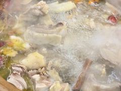 -威邵鸡煲(西华路总店)