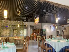 -大城小院饭店(博隆广场虹桥店)