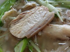 -金卯白肉罩火烧