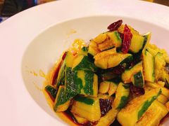 蒜茸拍黄瓜-缪氏川菜(丰盛町店)