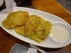 西葫芦饼配酸奶-TUK土耳其餐厅·下午茶(卢湾店)