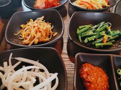 香猪坊餐前小菜-香猪坊韩国烤肉专属门店(魏公村店)