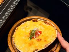 -蟹犇前•帝王蟹雪蟹(陆家嘴店)