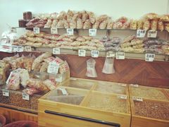 面包甜点陈列柜-方林富炒货店(武林路店)