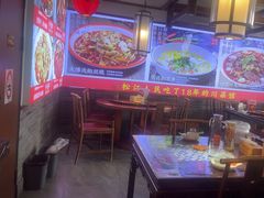 -川流不息·地道川菜·小龙虾(新松江路店)