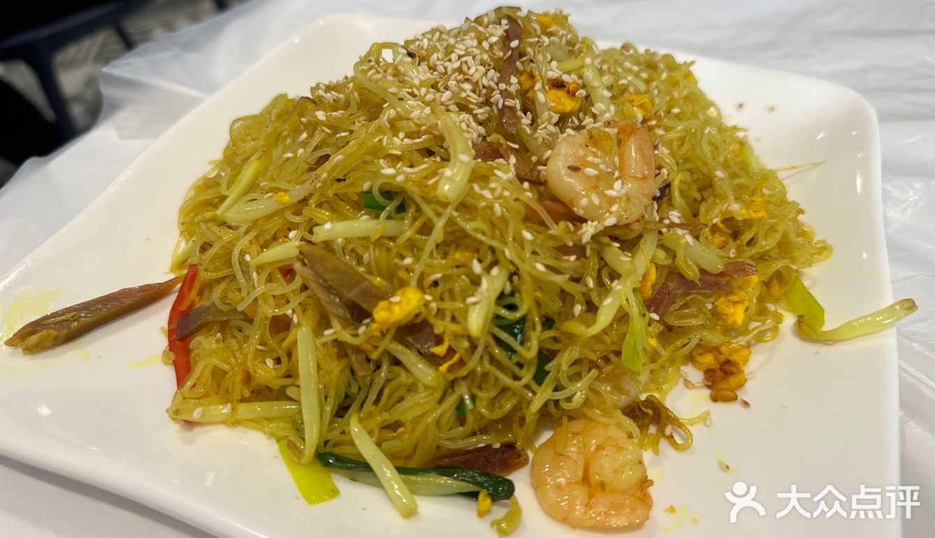 連隔離枱都聞到超香濃的胡椒味，蟹鉗超大隻又啖啖肉