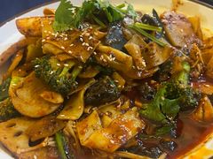 -伊带伊路新疆美食府(呼家楼店)