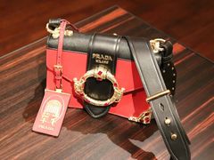 -PRADA普拉达(国际广场店)