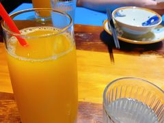 -臻鲜燕海鲜融合餐厅(金陵style店)