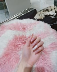 -蜜丝卡伦美甲美睫半永久