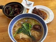 -沪西老弄堂面馆(定西路店)