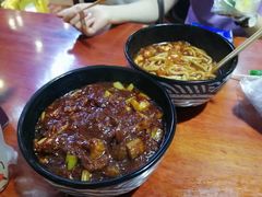 酱香爆辣鸡肉炒米粉-啊臻味道•新疆特色炒米粉(大学城店)