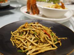 -丽晶美庐·玉兰餐厅