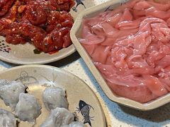 -九尺赵老四鲜鹅肠火锅