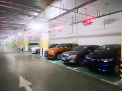 -龙湖天街-停车场