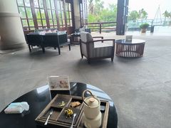 -亚龙湾喜来登·美景台大堂吧