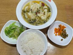 -南城香·饭香串香馄饨香(青年路店)