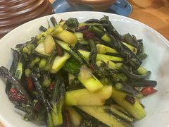 -吃饭皇帝大土家民族菜(正大广场店)