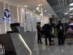 -AYO SALON
