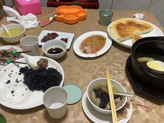 -山里人家土菜馆(茅山店)