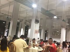 大堂-标记美食新鲜猪杂(兴南大道店)