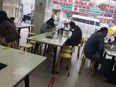 -华威达牛庄(黄埔大道西店)