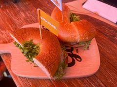 -Catch Bagel(芳草地店)