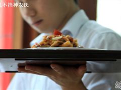 上菜挺快-海岛渔村大酒店(云霄路店)