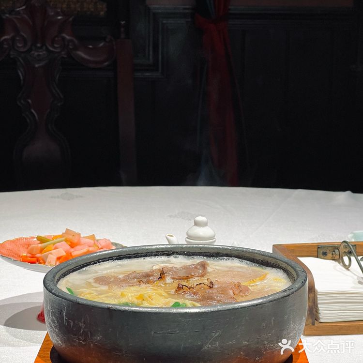 这是今年冬日最值得期待的一碗过桥米线