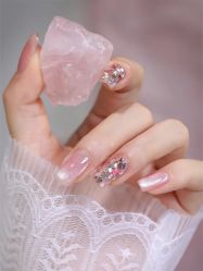 -悦指间美甲美睫