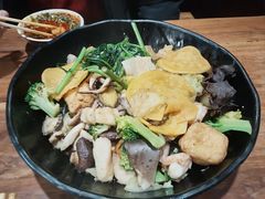 -万记麻辣烫国展总店