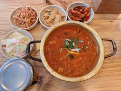 -金北顺大锅家(신사본점)