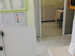 -艾吉宠物医院·疑难杂症转诊中心·猫友好(碧江路院)