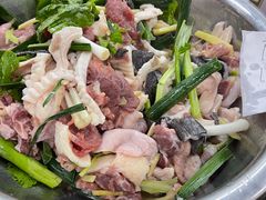 -周良天山牛杂城(天山路总店)